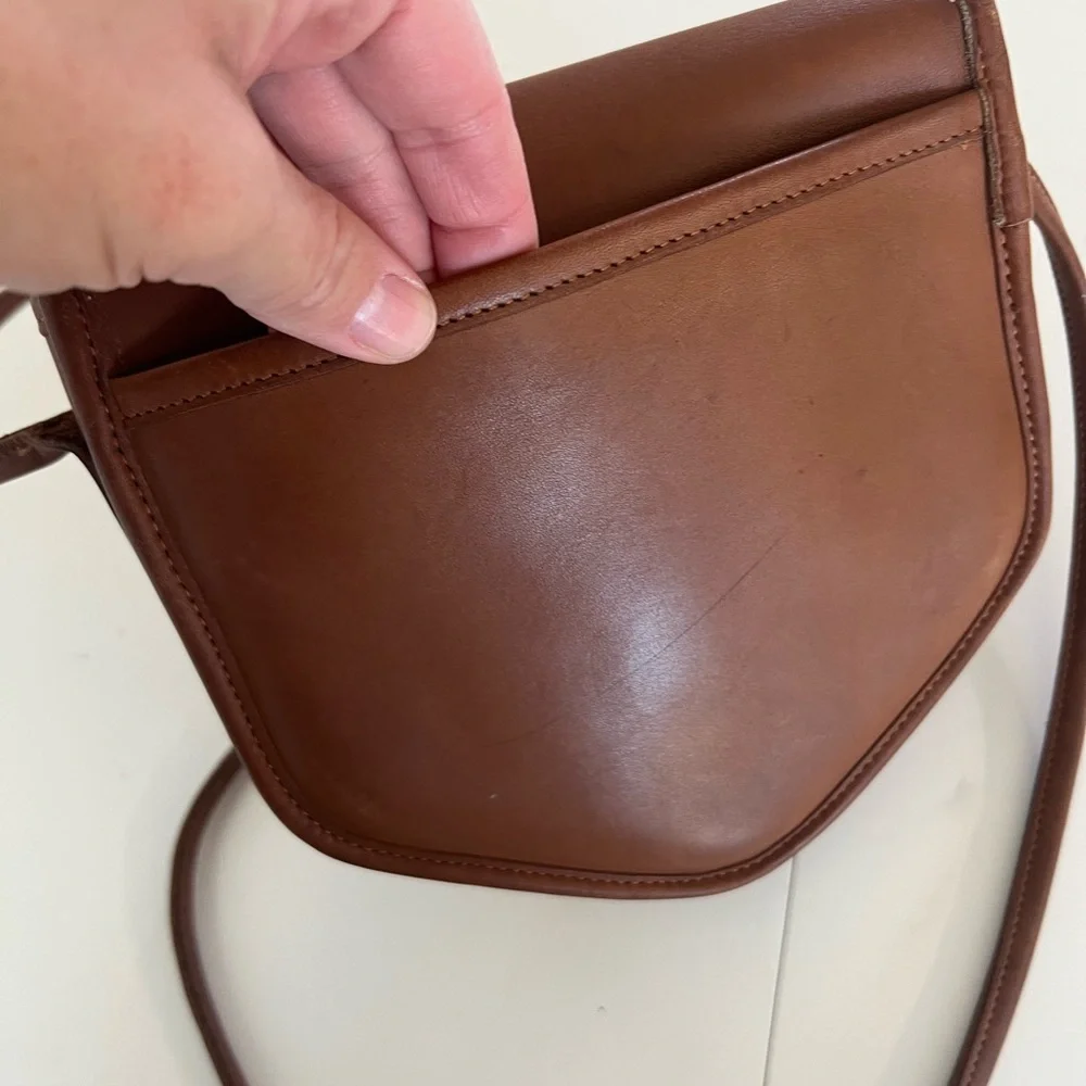 Coach‎ Vintage Megan Tan Leather Flap Front Geometric Crossbody Bag